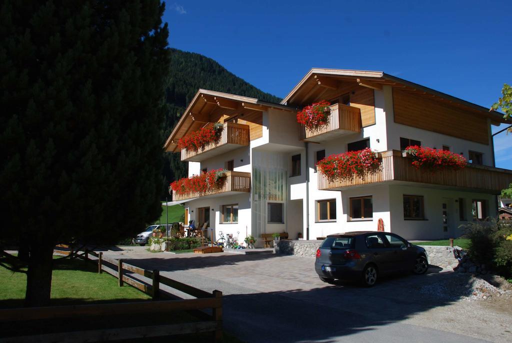 Apartamento Haus Kargruber Santa Maddalena in Casies Exterior foto